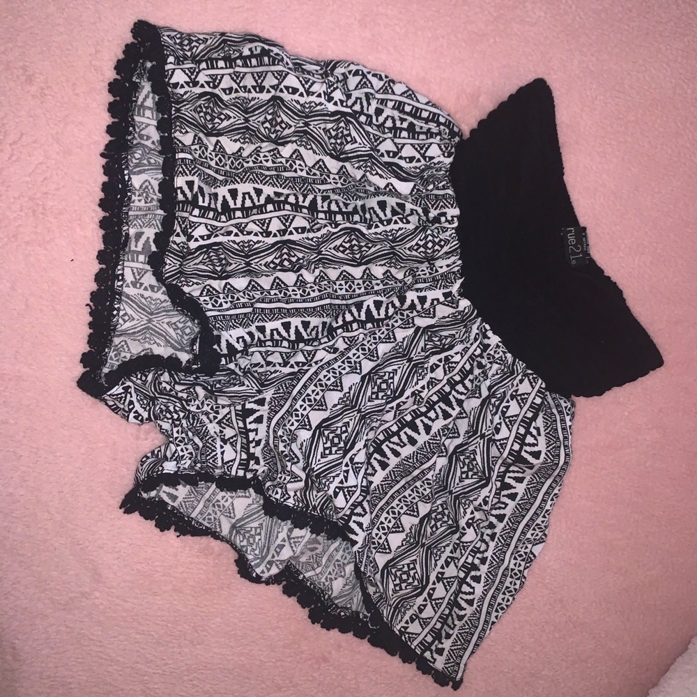 RUE 21 Shorts w/ Lace